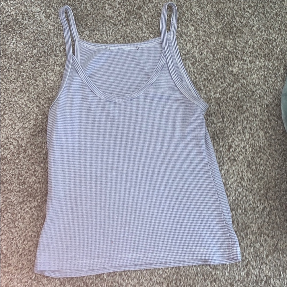 Blue and white tank top! So flattering